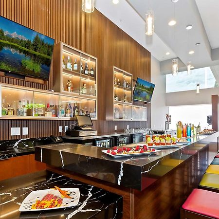 Hotel Doubletree By Hilton Whittier Exteriér fotografie