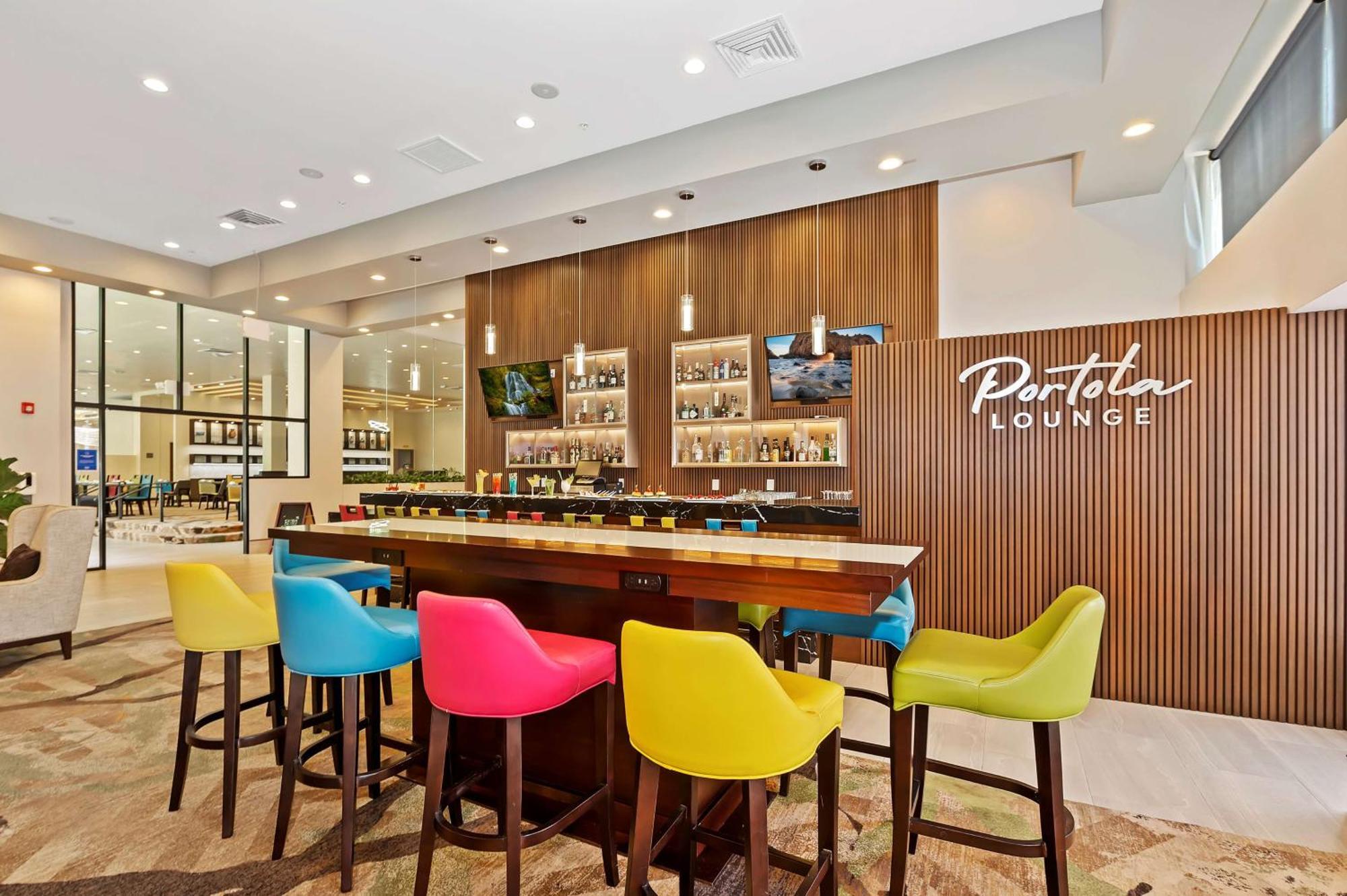 Hotel Doubletree By Hilton Whittier Exteriér fotografie
