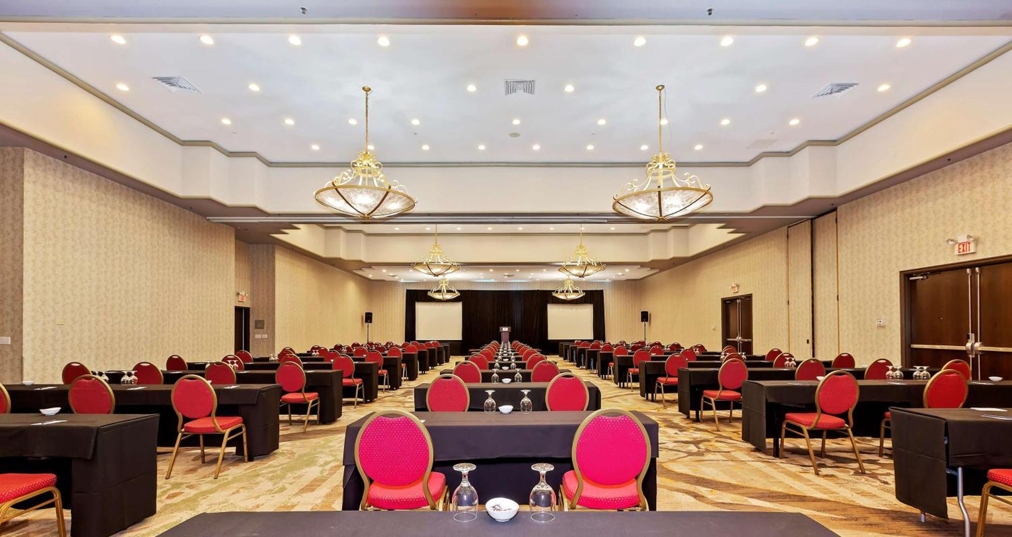 Hotel Doubletree By Hilton Whittier Exteriér fotografie