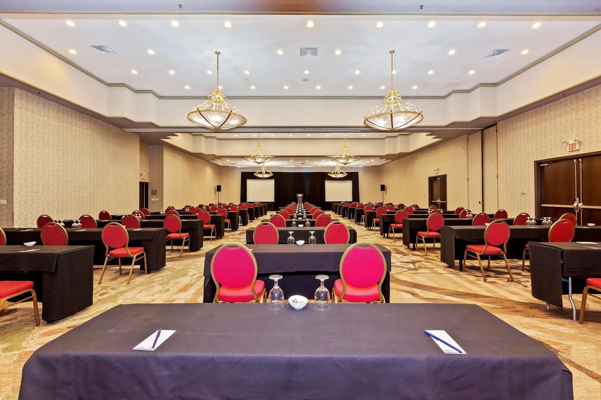 Hotel Doubletree By Hilton Whittier Exteriér fotografie