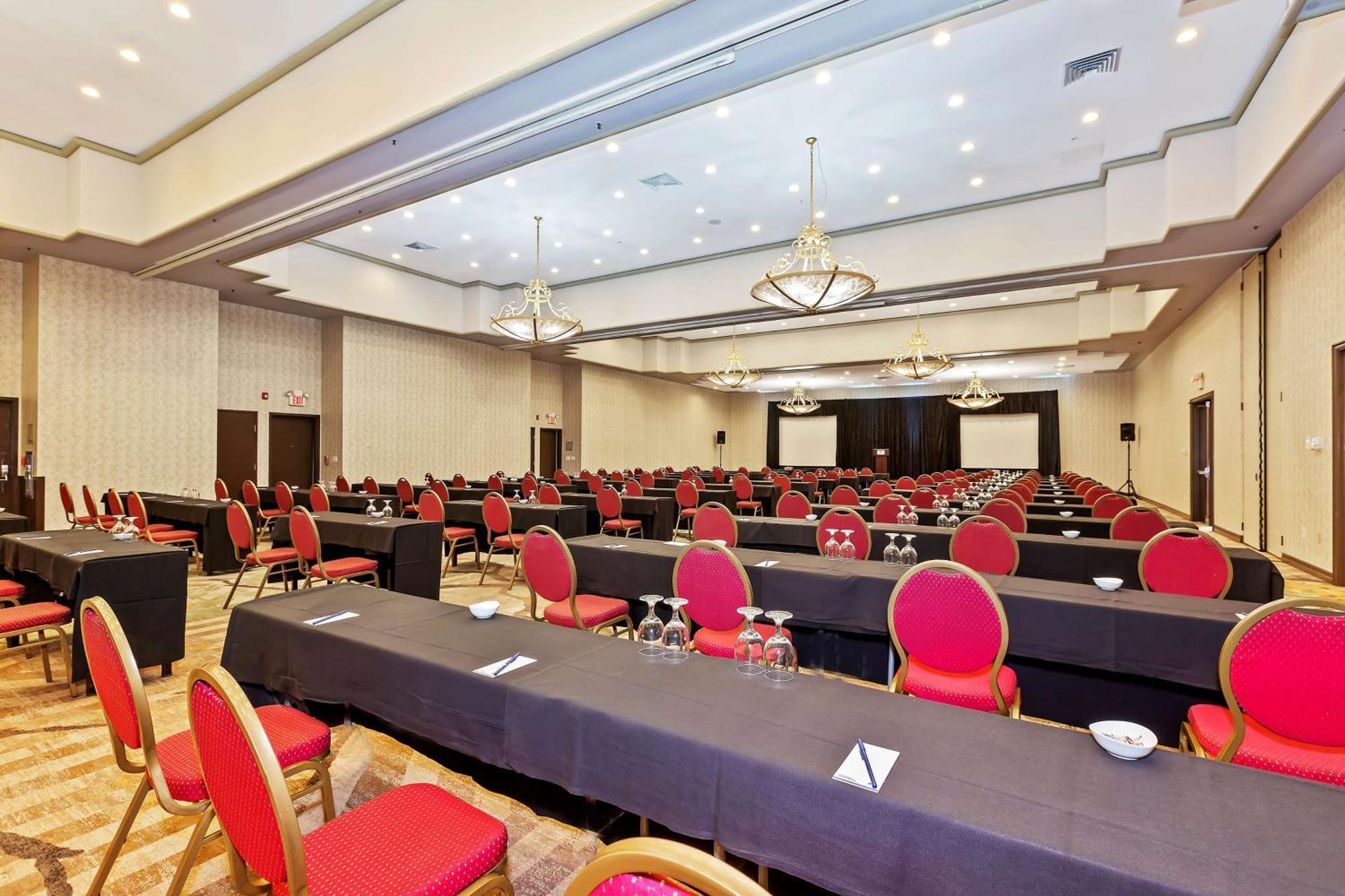 Hotel Doubletree By Hilton Whittier Exteriér fotografie