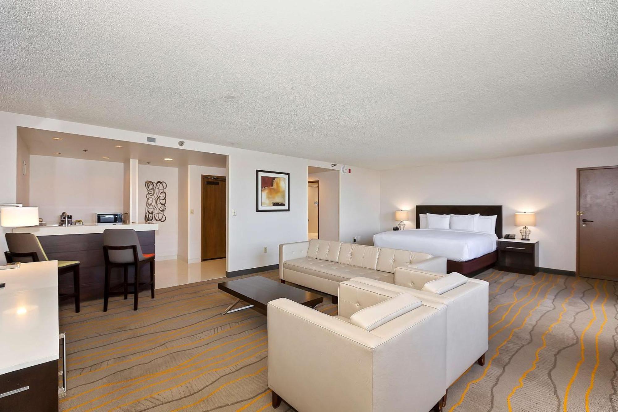 Hotel Doubletree By Hilton Whittier Exteriér fotografie